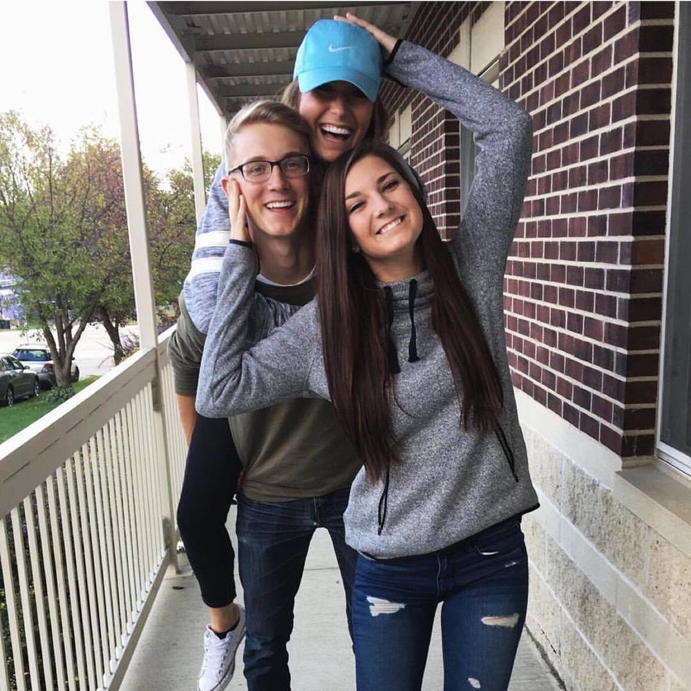 Meet your Posher, Linda